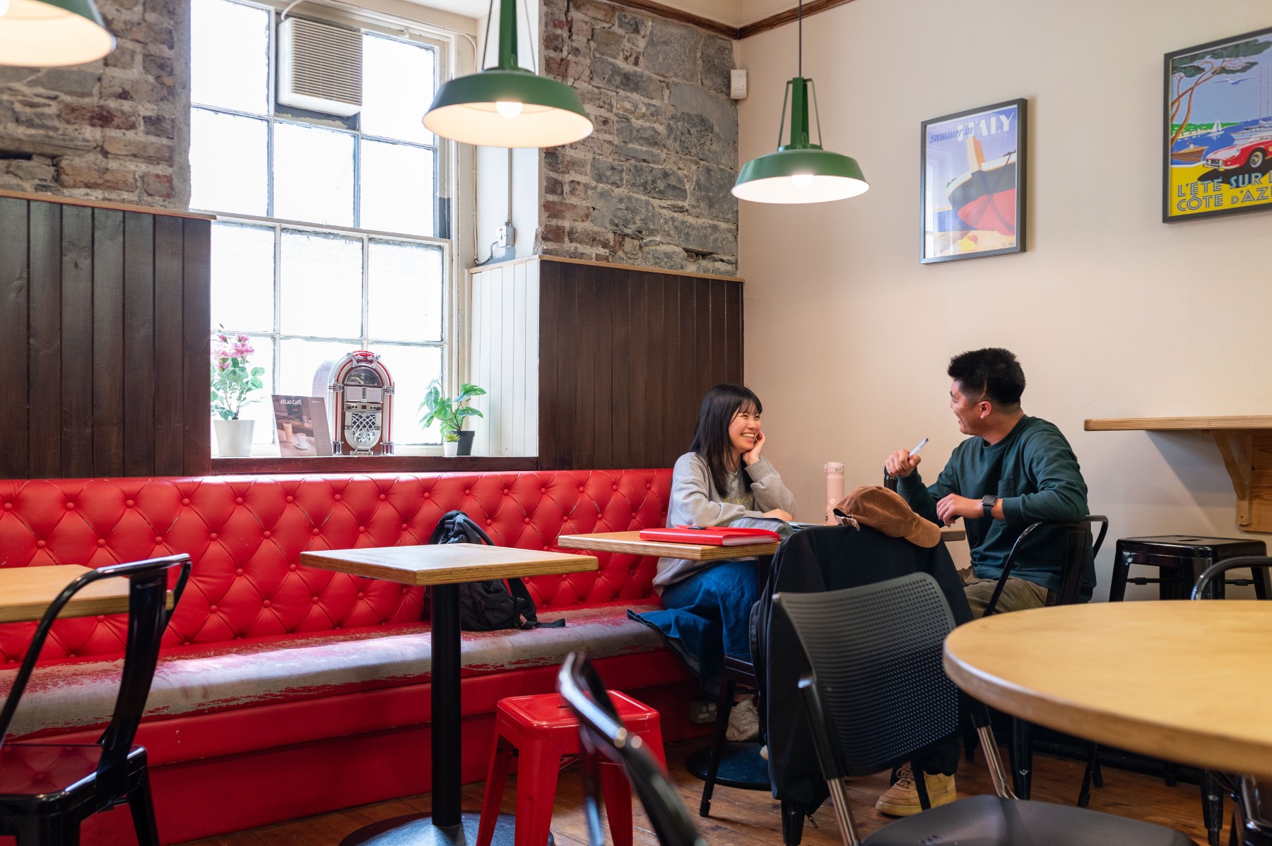 Altas Language School